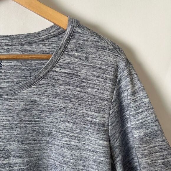 Basic Editions Gray Short Sleeve Tee - Picture 9 of 13